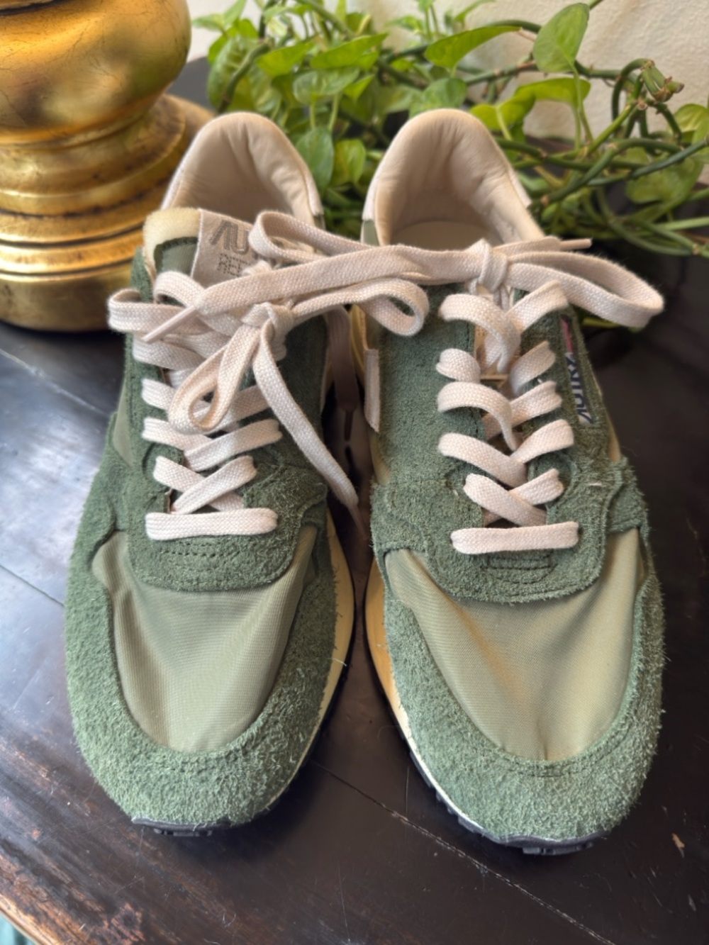 BNIB Autry Reelwind Low Sneakers in Green size 39